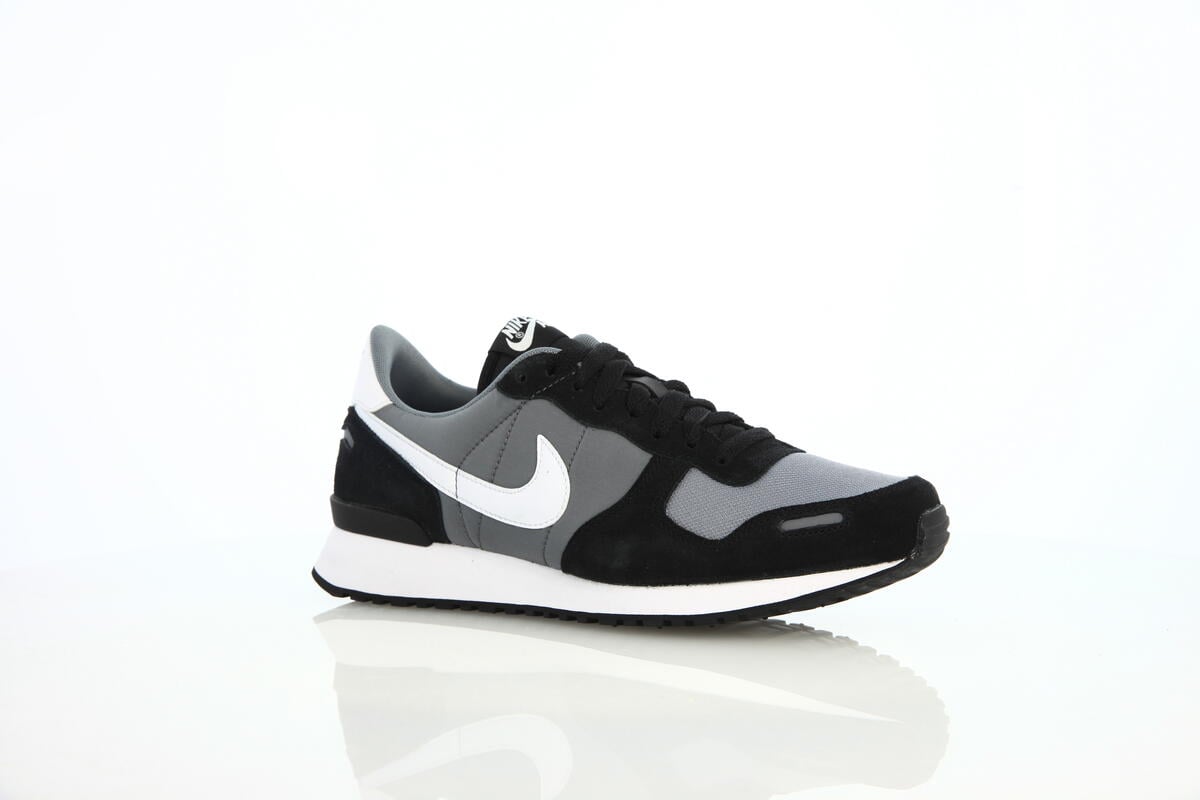 nike-air-vrtx-black-white-